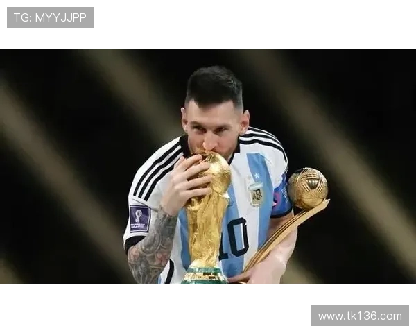 梅西晒乐高大力神杯荣耀瞬间